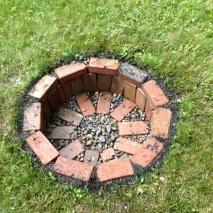 Backyard Fire Pit - 4 Easy Steps on How to Make Your Own